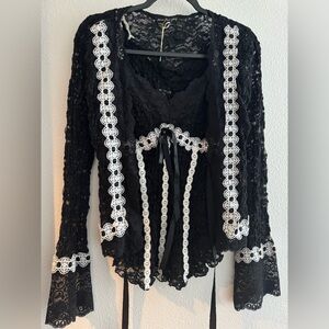 NWT Ann Ferriday Black Lace Top with White Trim small
